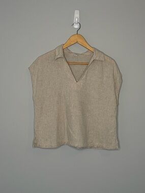Old Navy Linen Sleeveless Collared V-Neck Top in Beige Capsule Linen-blend